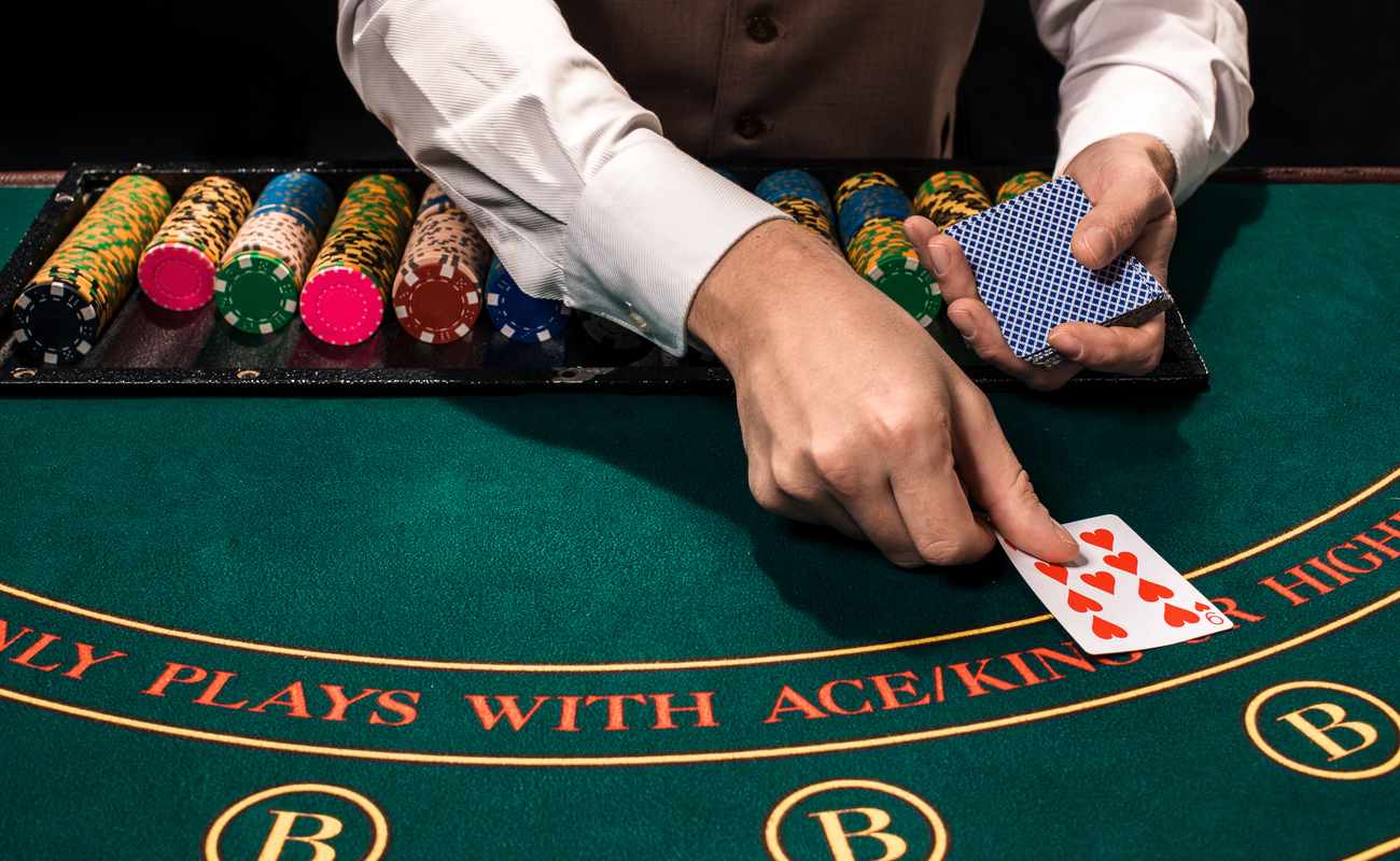 The Impact of Casino Table Arrangement on High Roller Behavior and Betting Patterns